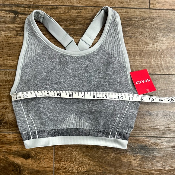 SPANX Seamless Sculpt Cloudy Grey High Scoop Neck Crossback Sports Bra Women S/P - Picture 6 of 8
